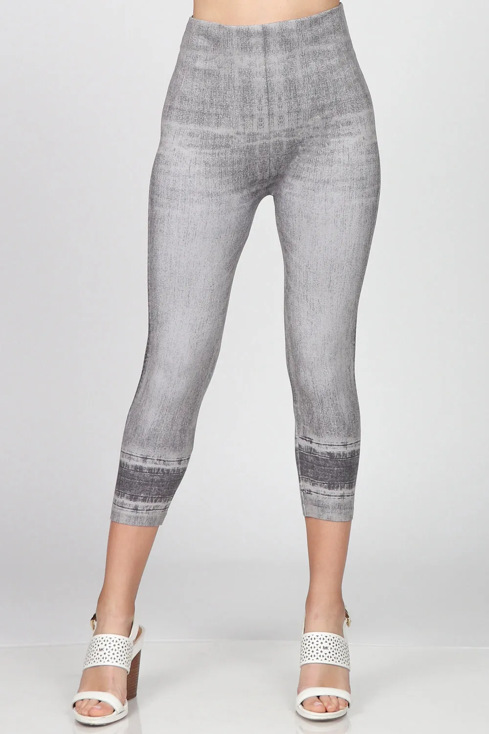 B4223XLJ Extended High Waist Capri Leggings