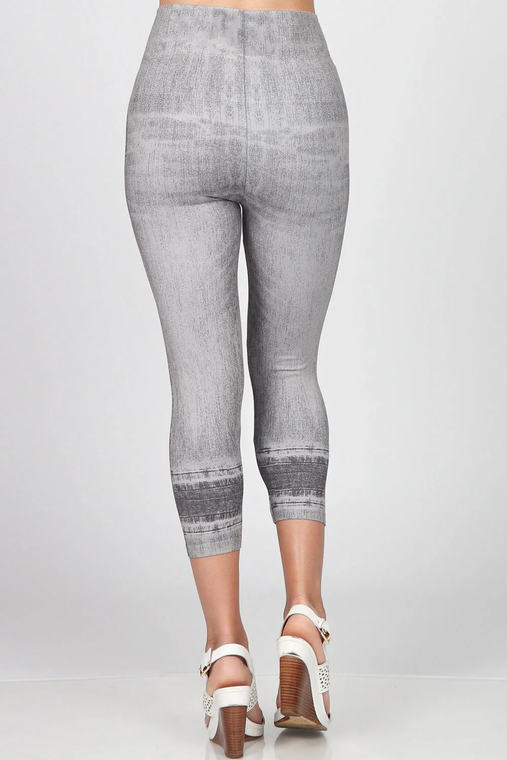 B4223XLJ Extended High Waist Capri Leggings