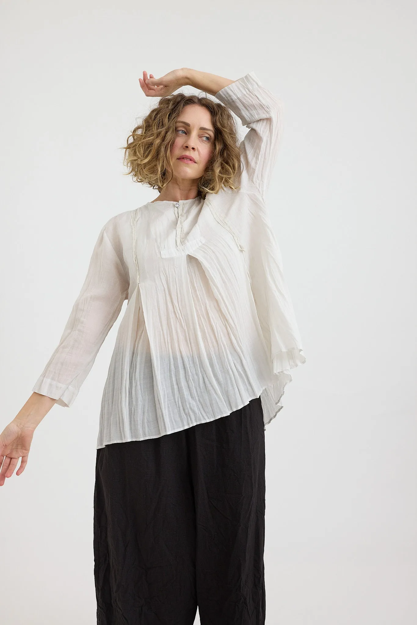 Pas de Calais - Botanical Garment Dye Blouse